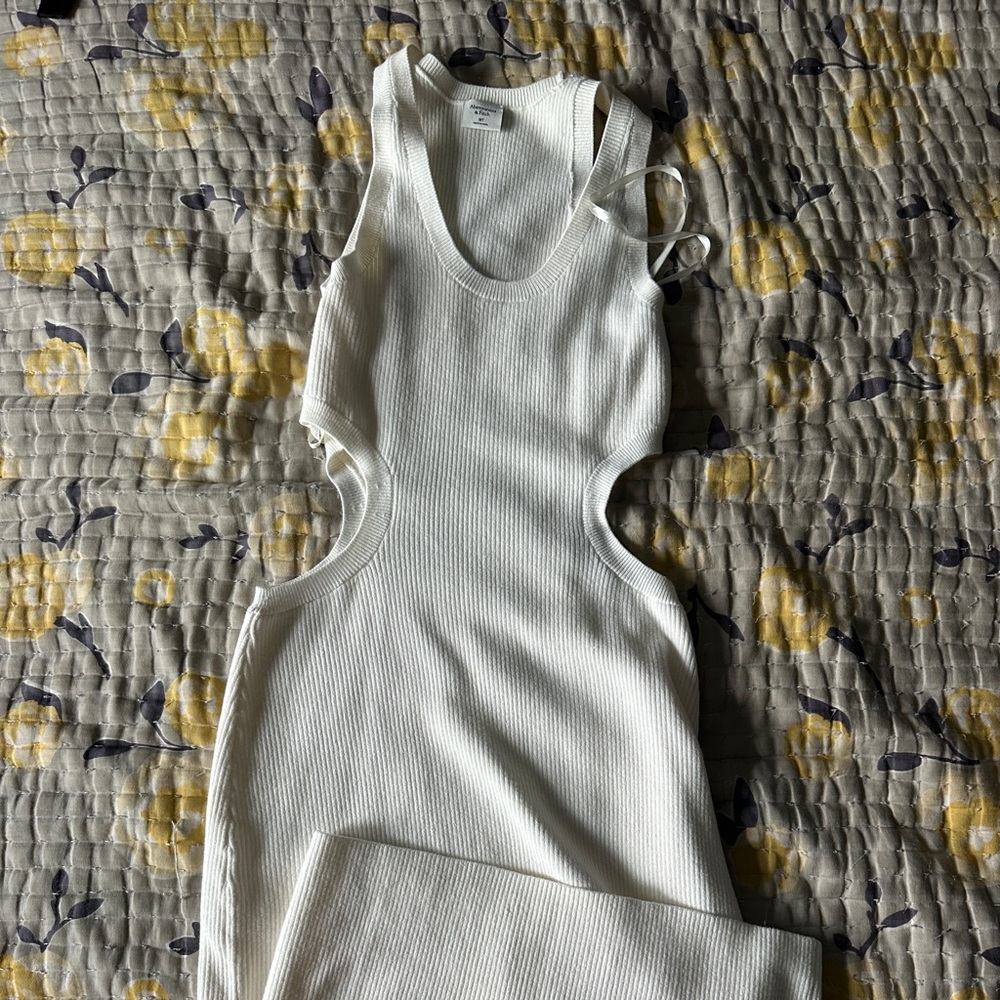 Abercrombie cut out white sweater dress